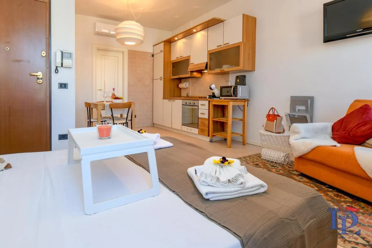 Desenzanoloft Porto Vecchio Lejlighed Desenzano del Garda